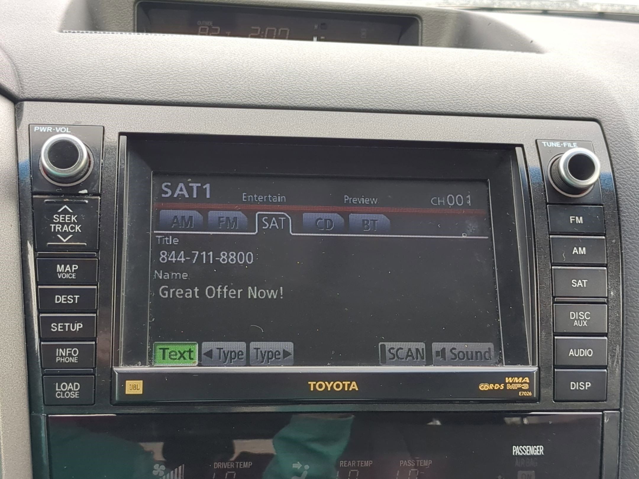 2010 Toyota Sequoia photo 18