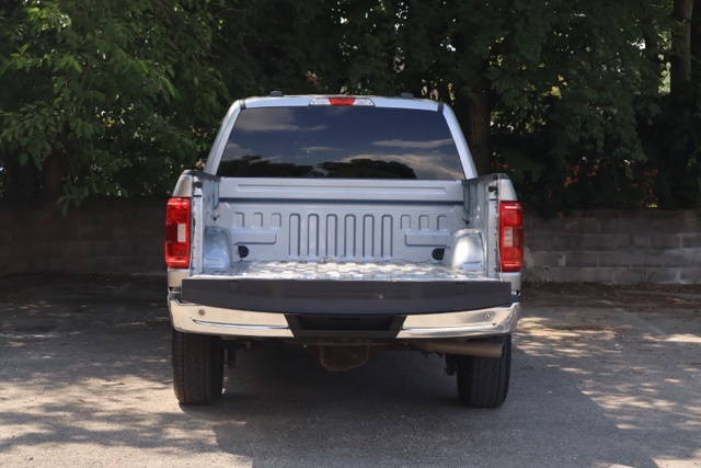 2022 Ford F-150 XLT photo 2