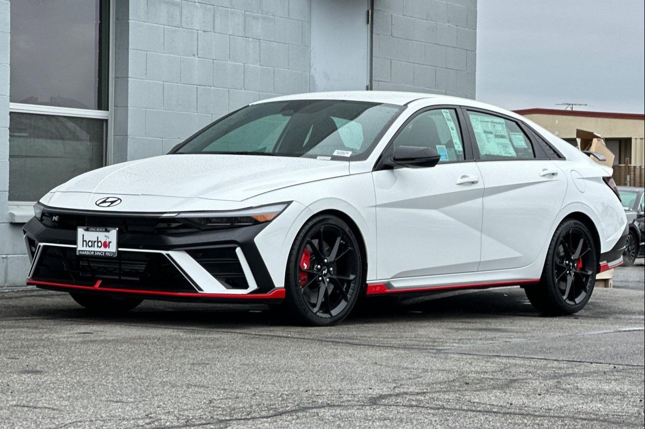 2025 Hyundai Elantra N Base photo 8