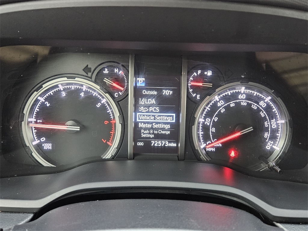 2022 Toyota 4Runner TRD Off-Road photo 23