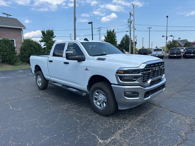 2025 Ram 2500 Tradesman photo 2