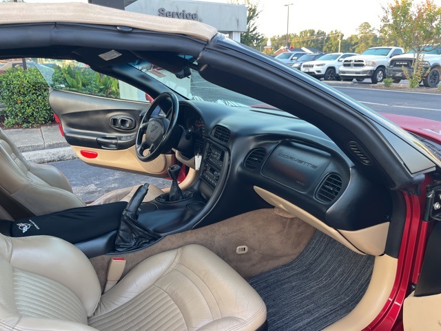 2000 Chevrolet Corvette Base Convertible photo 11