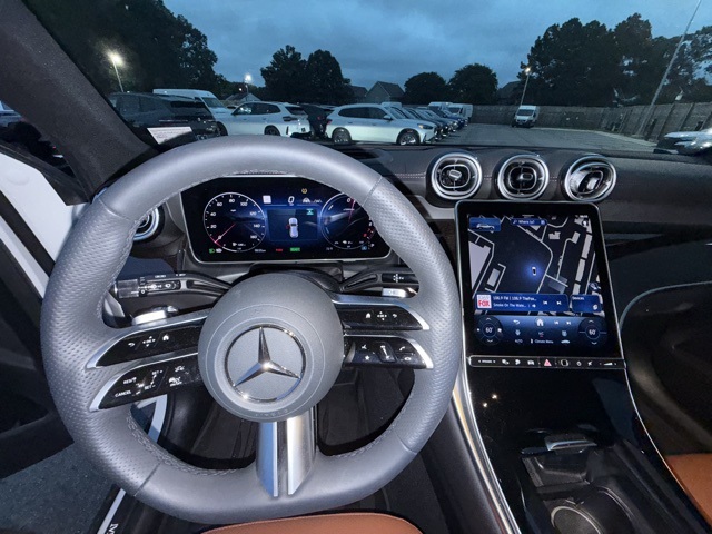 2025 Mercedes Benz GLC 350e 4MATIC photo 10
