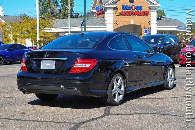 2012 Mercedes Benz C 250 photo 2