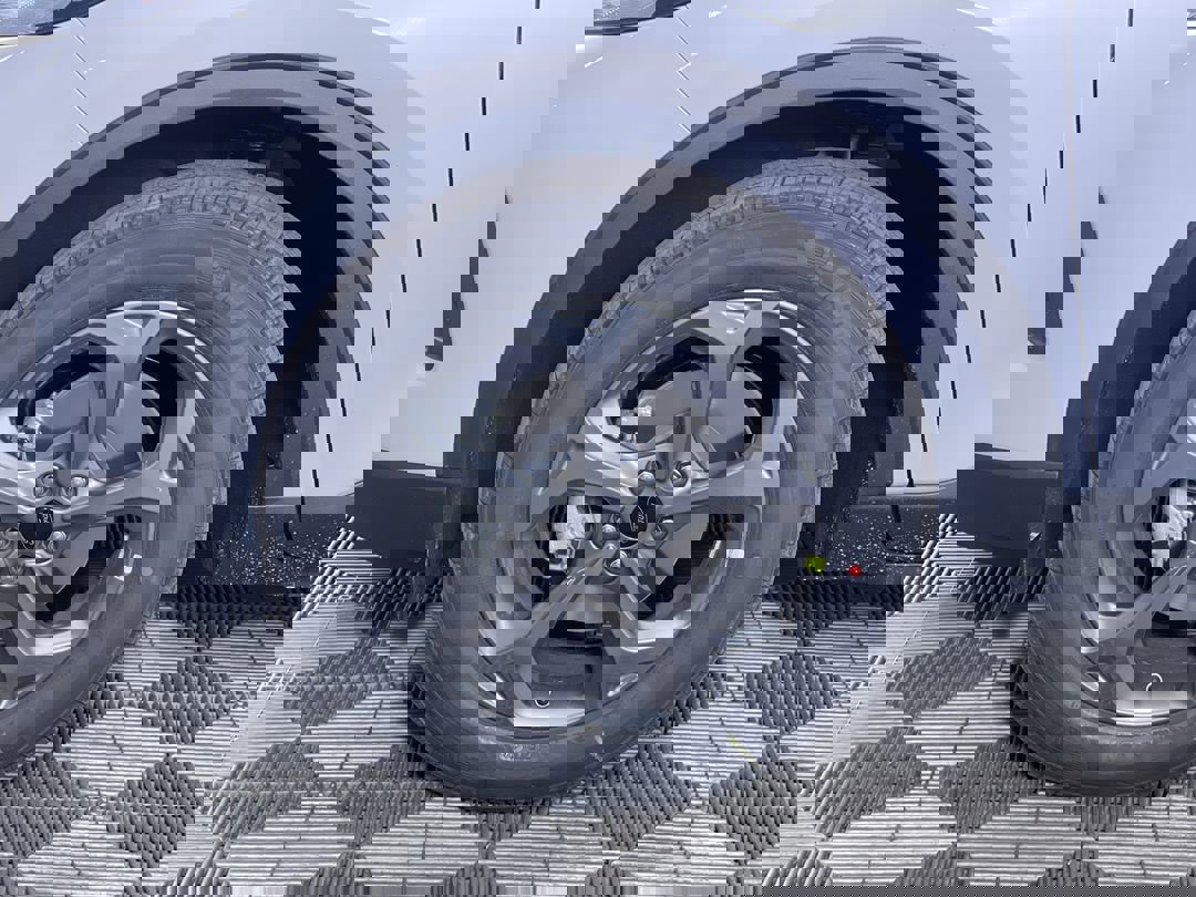 2025 Ford Escape photo 22