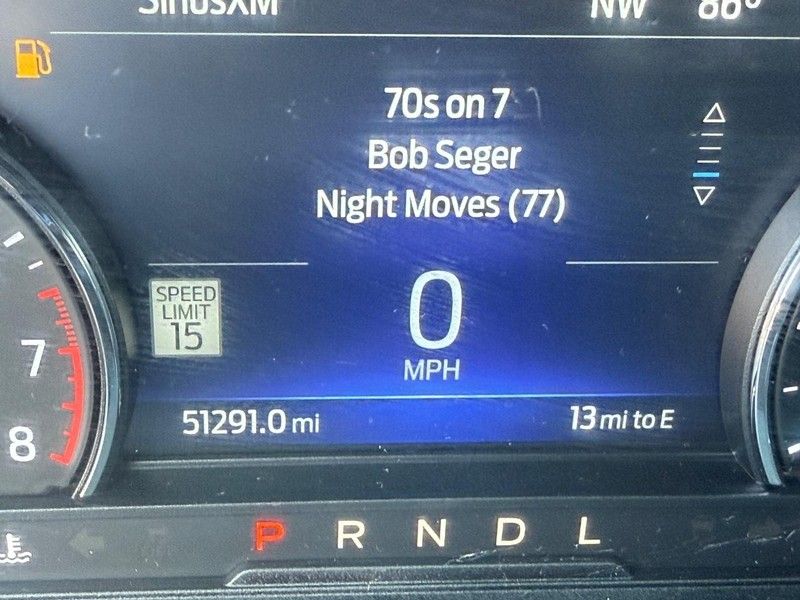 2022 Ford Explorer XLT photo 22