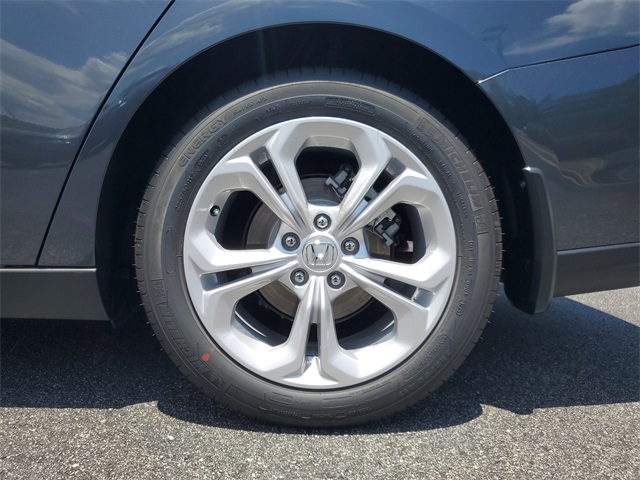 2025 Honda Accord LX photo 5
