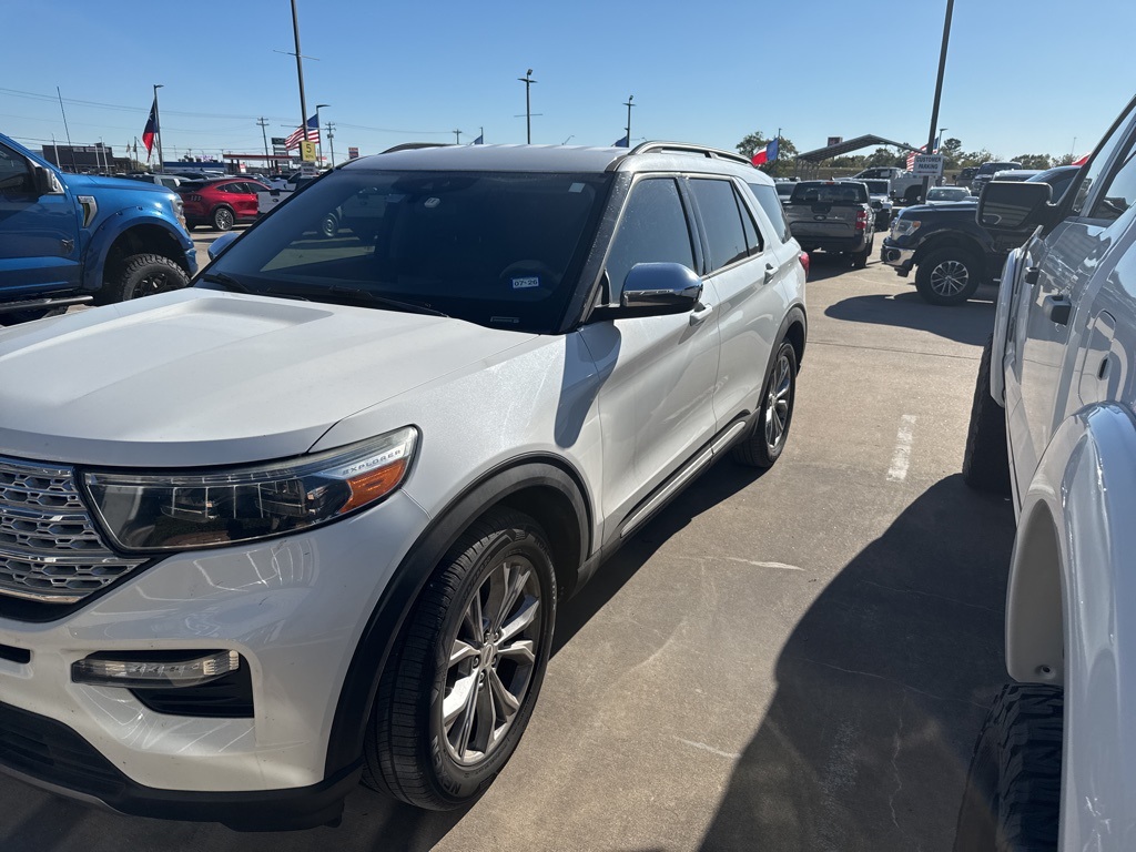 2020 Ford Explorer XLT's photo
