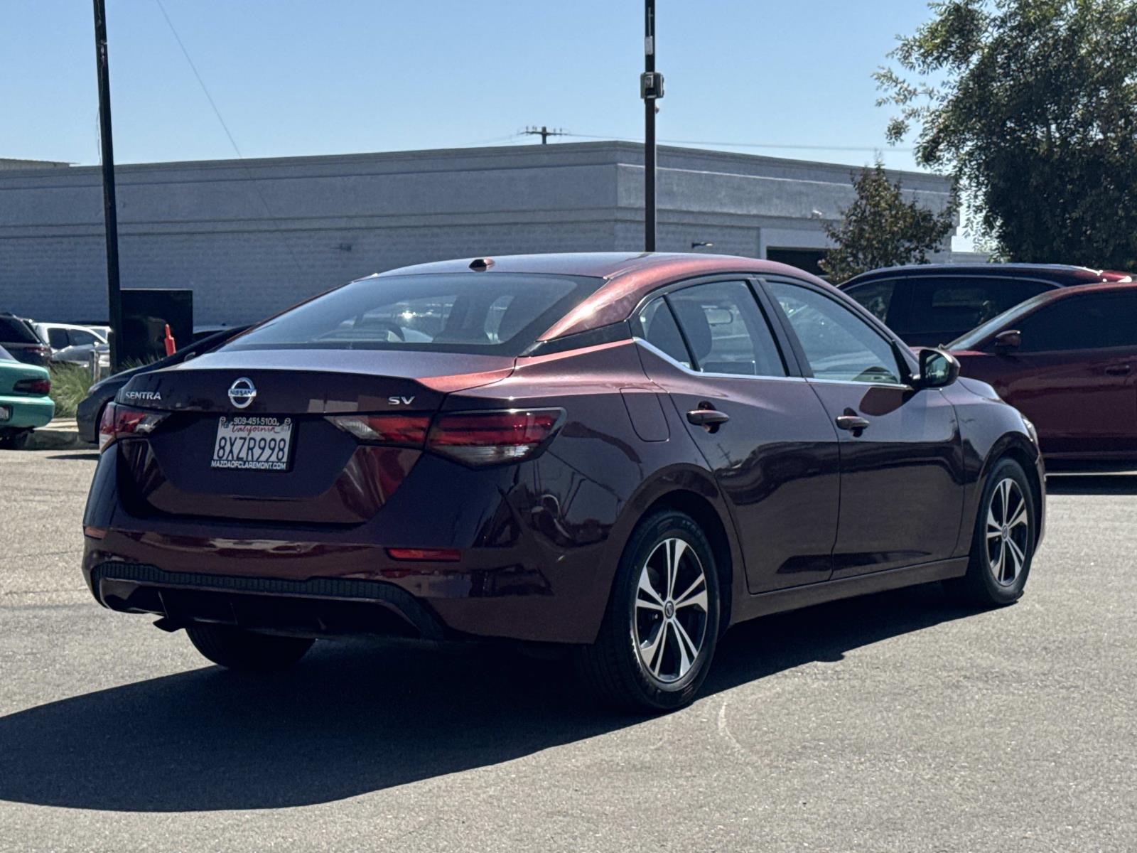 2022 Nissan Sentra SV photo 4