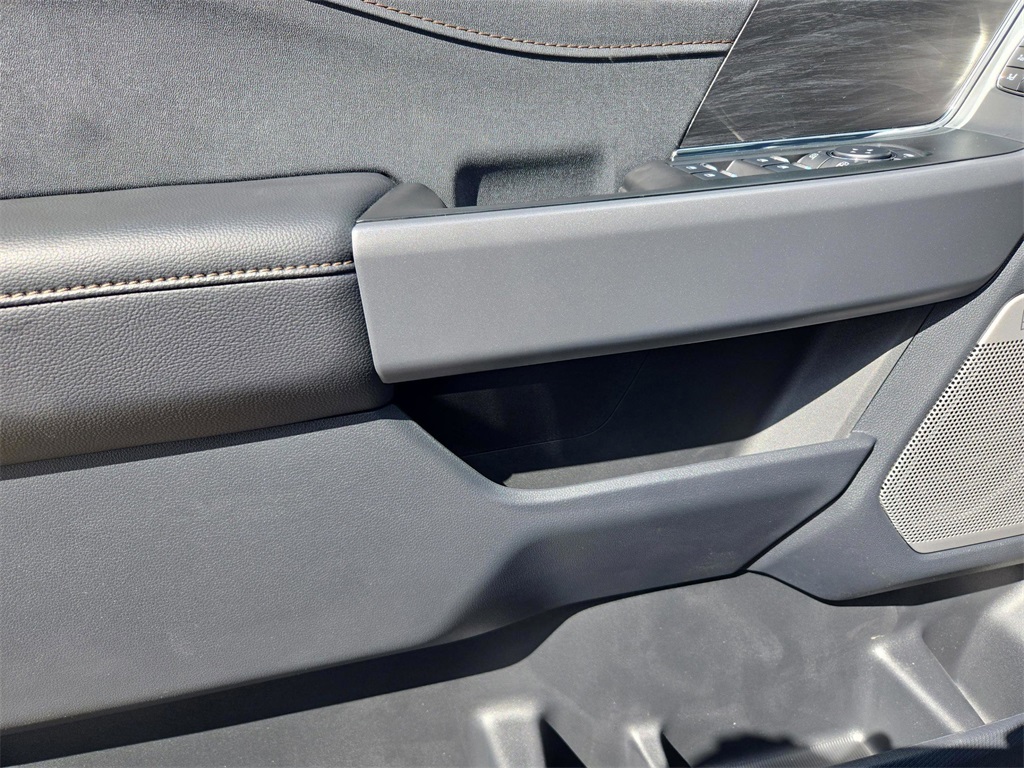 2025 Ford F-150 Lariat photo 26