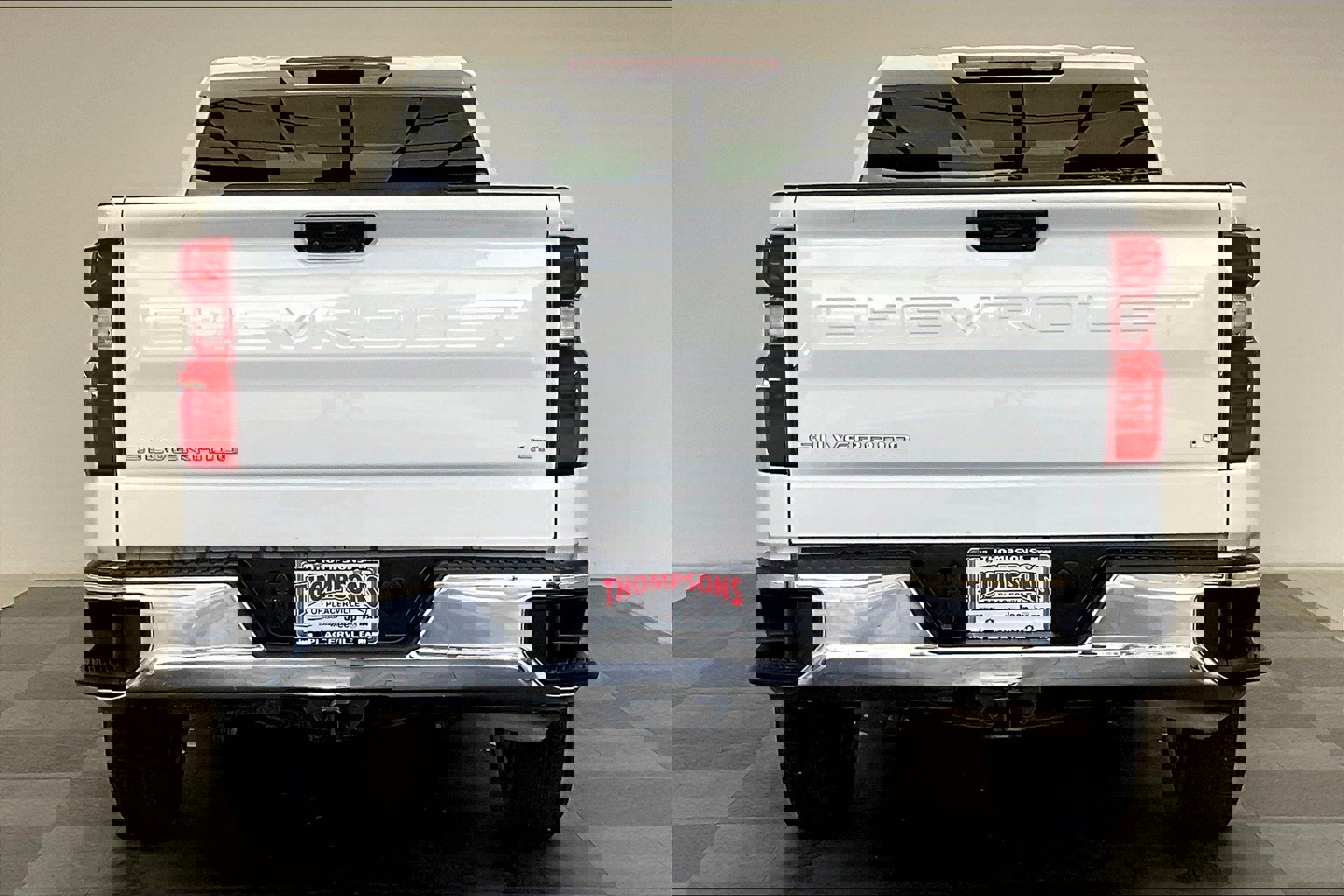 2023 Chevrolet Silverado 1500 LT photo 3