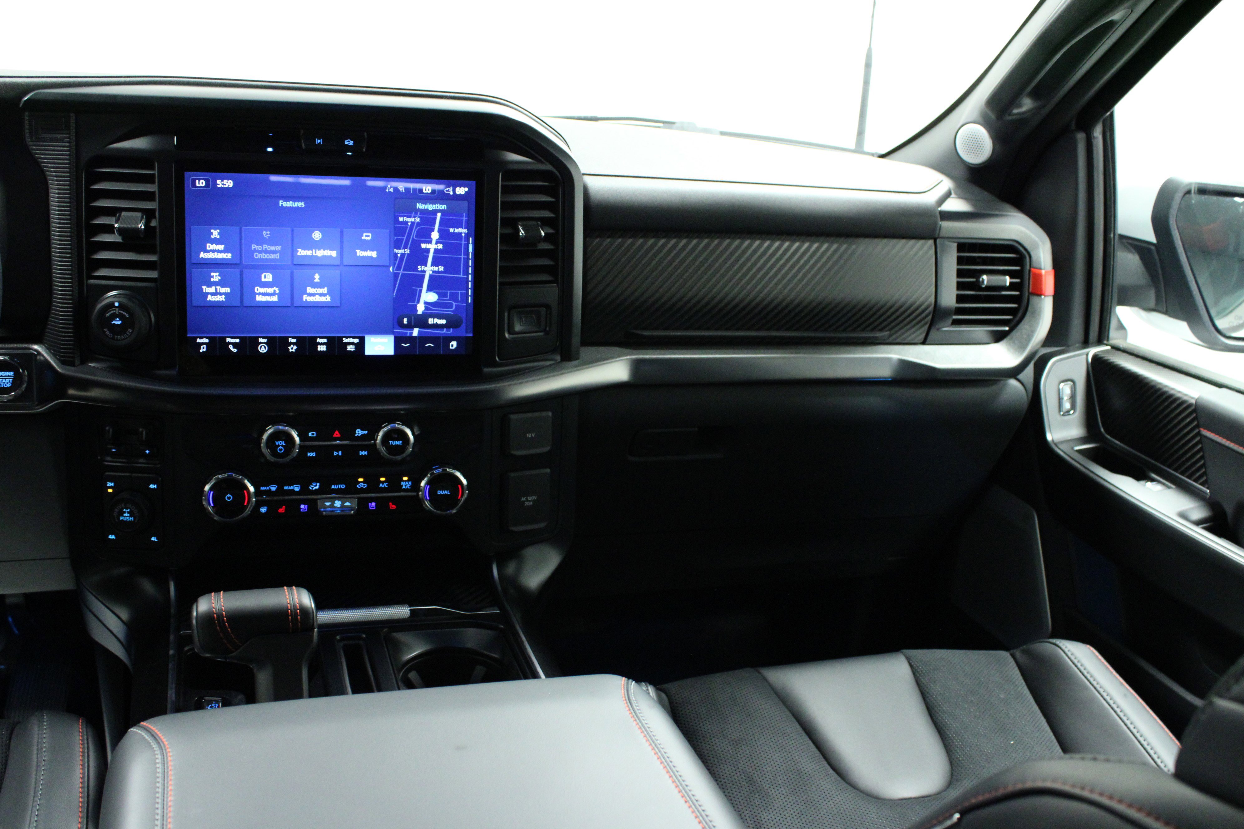 2025 Ford F-150 Raptor photo 17