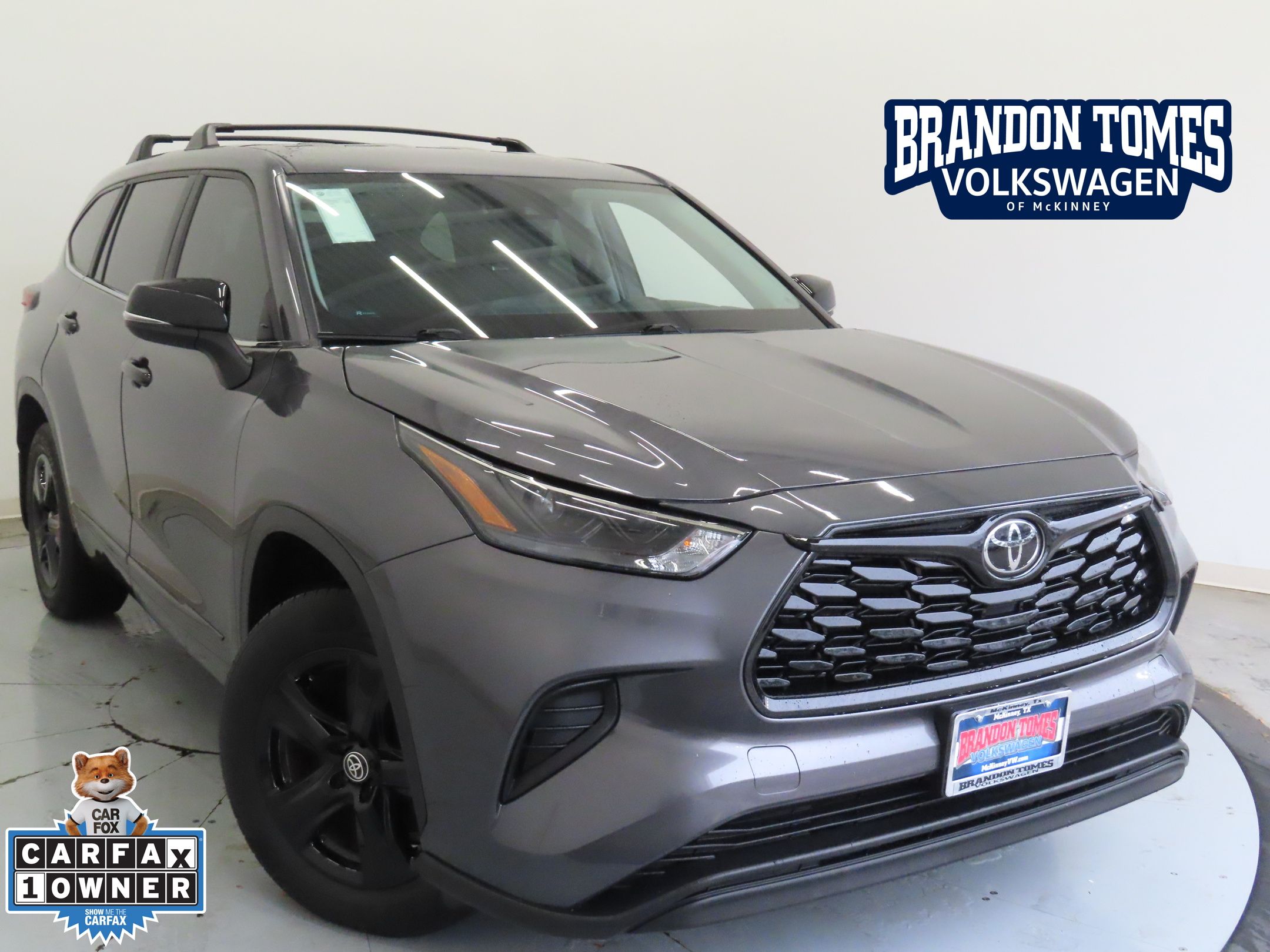 2023 Toyota Highlander L's photo