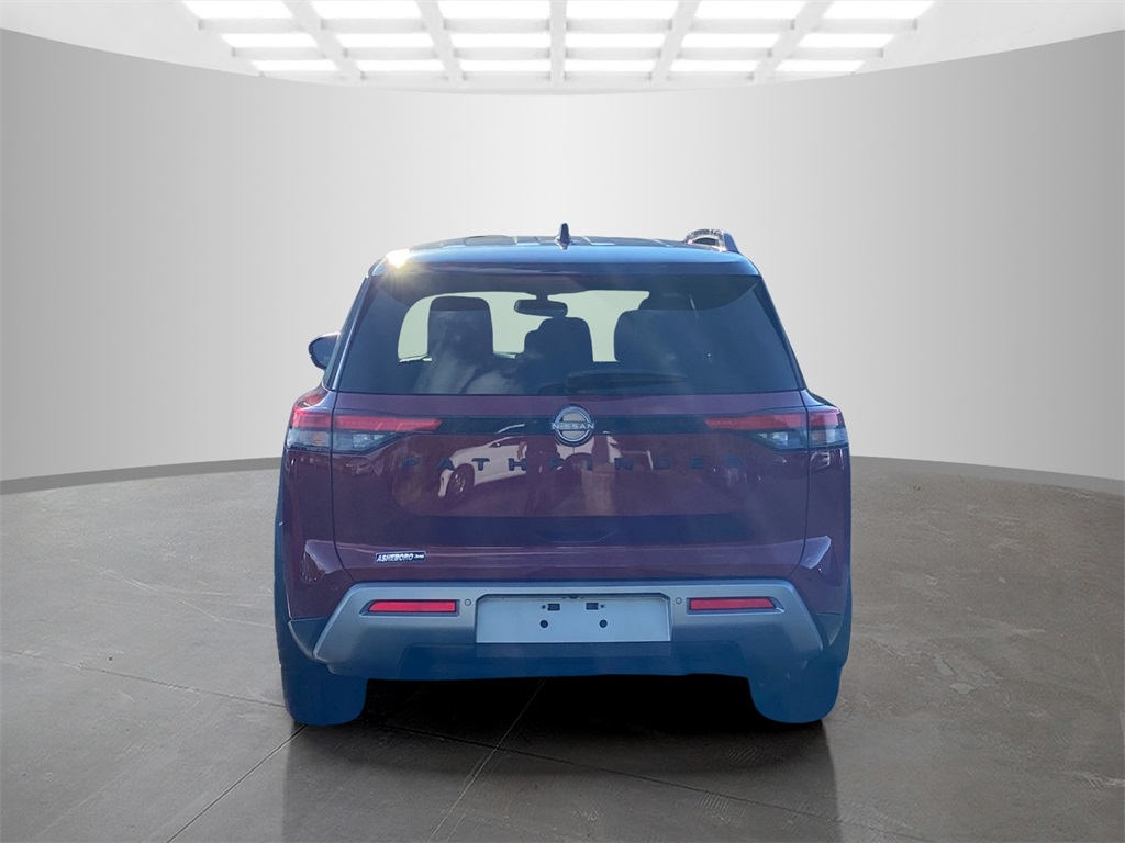 2022 Nissan Pathfinder SL photo 8