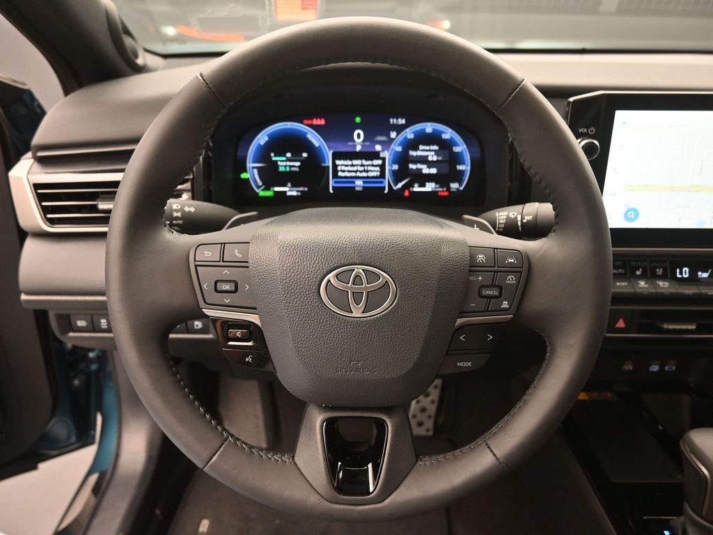 2025 Toyota Camry XSE photo 5