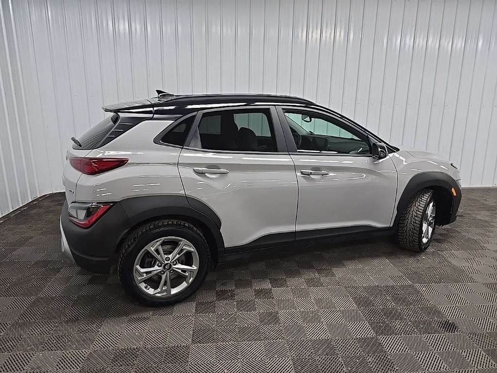 2023 Hyundai Kona SEL photo 3