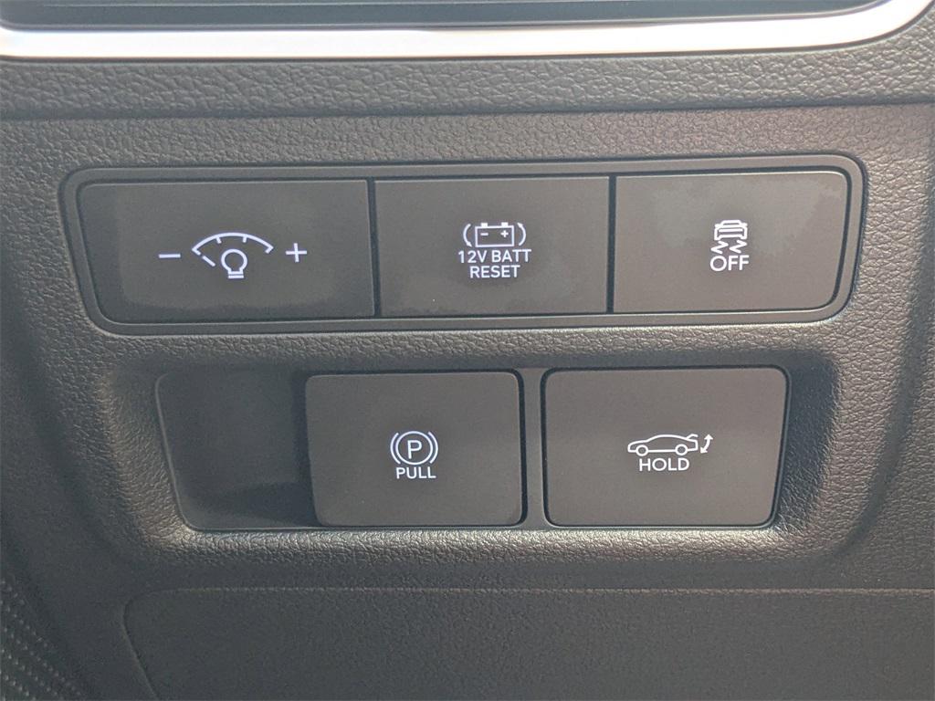 2025 Hyundai Sonata Hybrid Limited photo 21