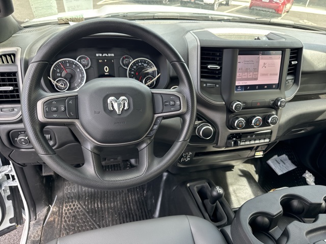 2023 Ram 2500 Tradesman photo 9