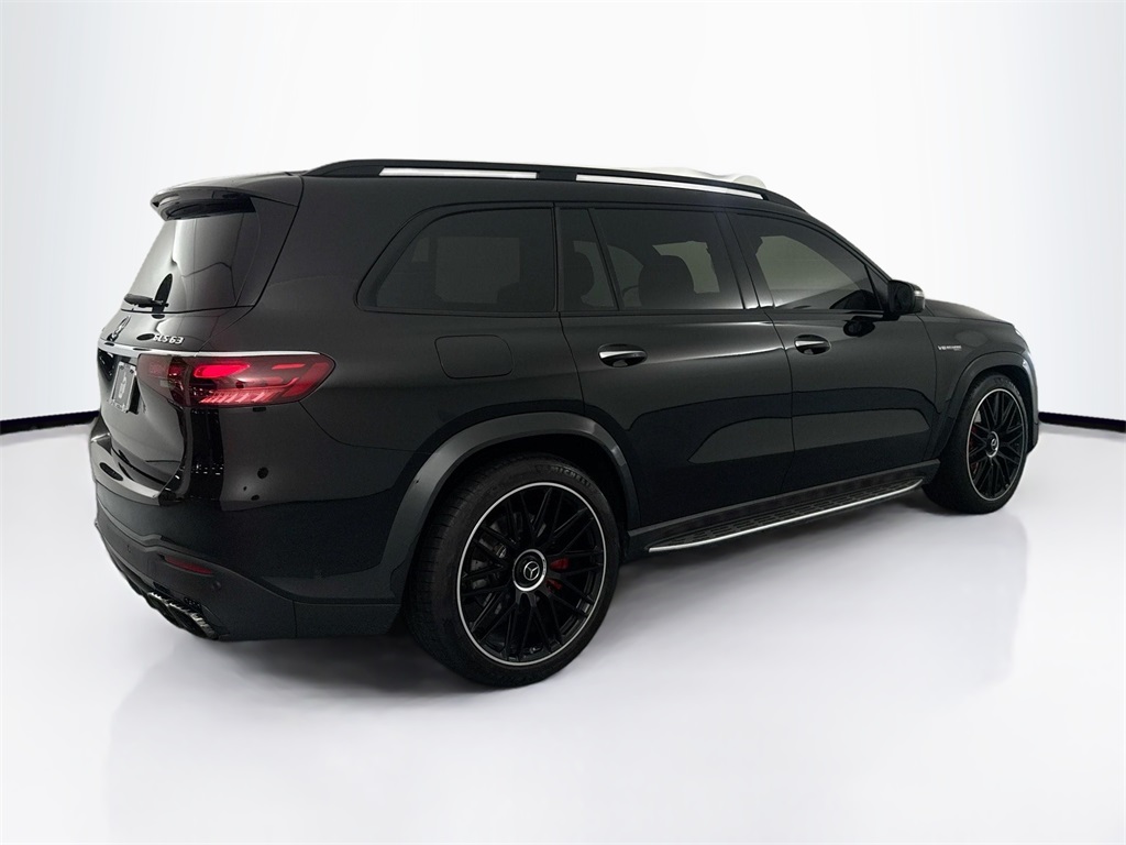 2025 Mercedes Benz GLS AMG 63 photo 4