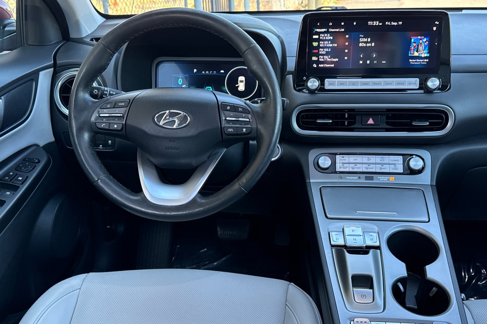 2023 Hyundai Kona Electric Limited photo 13