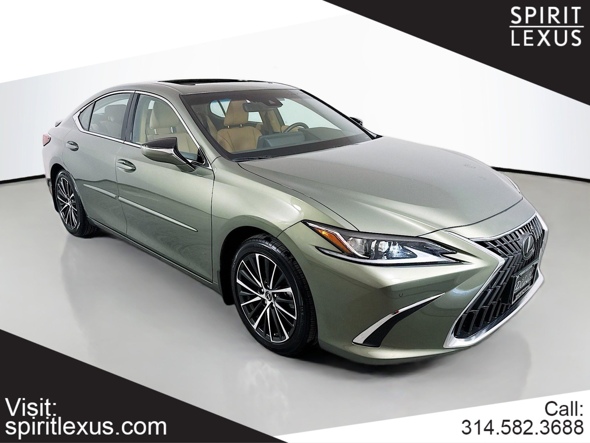 2025 Lexus ES Hybrid 300h's photo