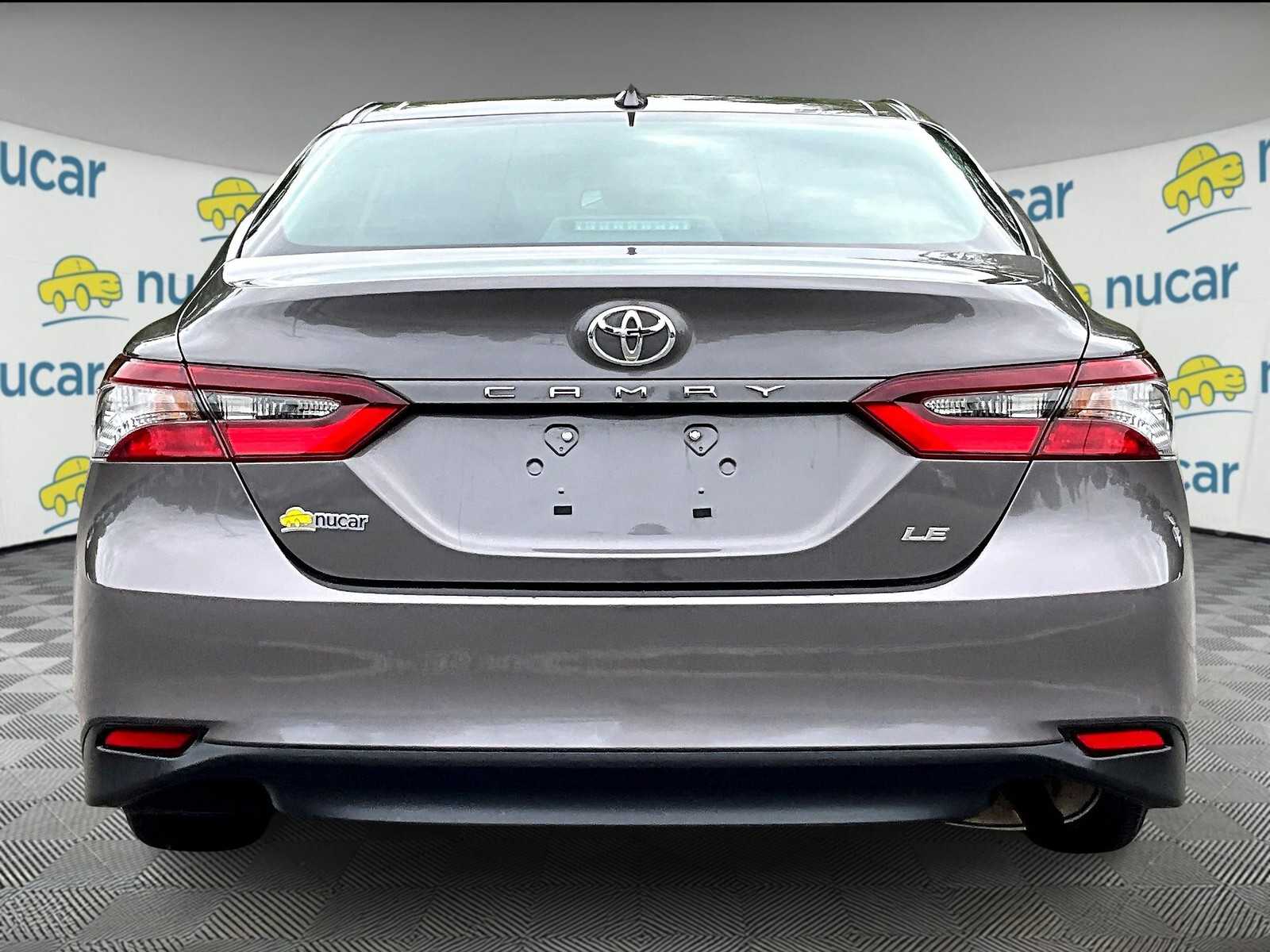 2024 Toyota Camry LE photo 3