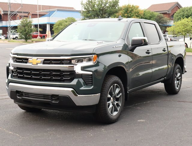 2025 Chevrolet Silverado 1500 LT photo 23