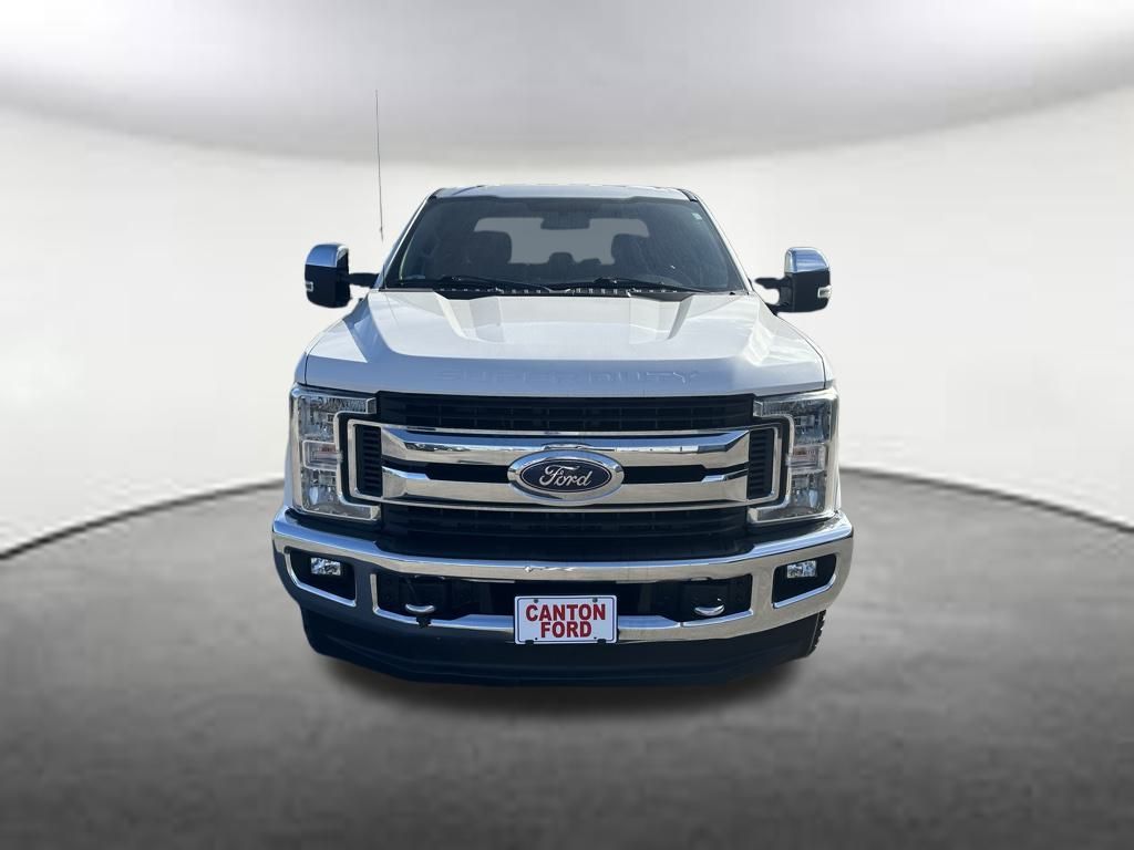 2019 Ford F-350 Super Duty XLT's photo