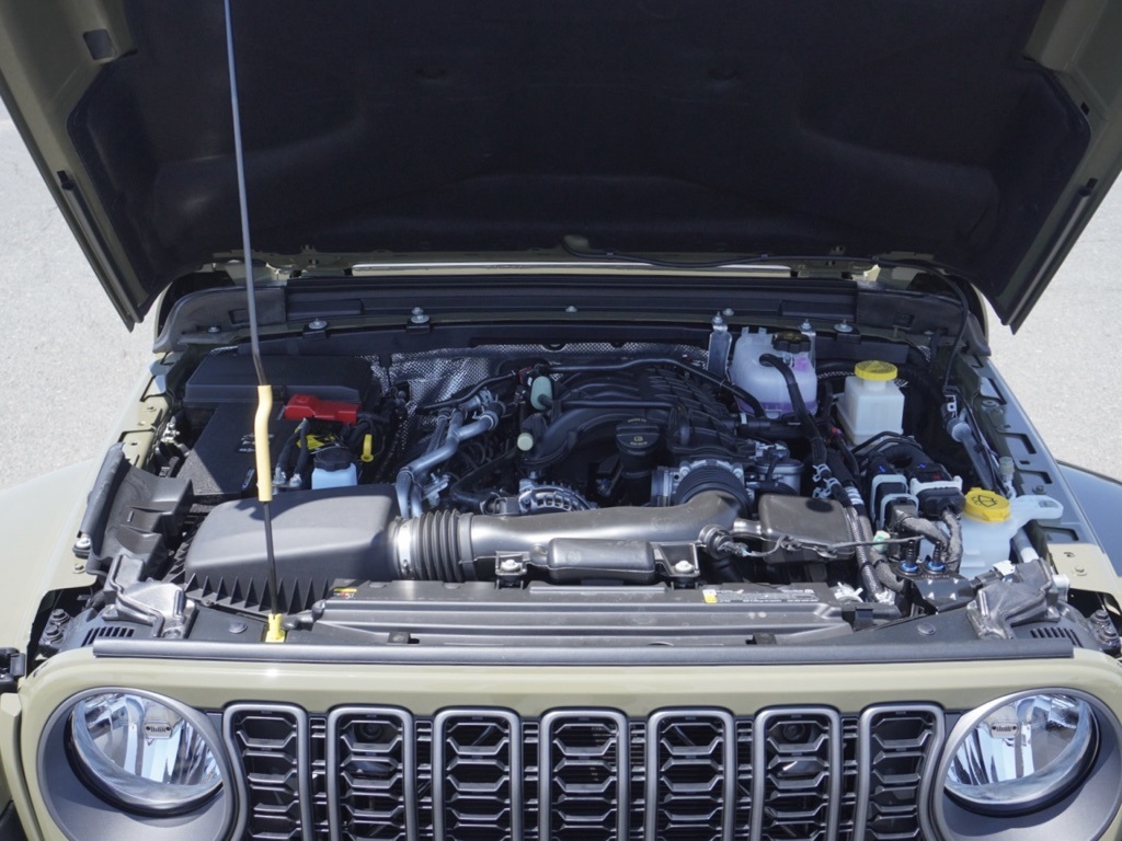 2025 Jeep Gladiator Sport photo 26