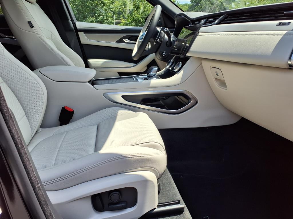 2026 Jaguar F-PACE P250 R-Dynamic S photo 2