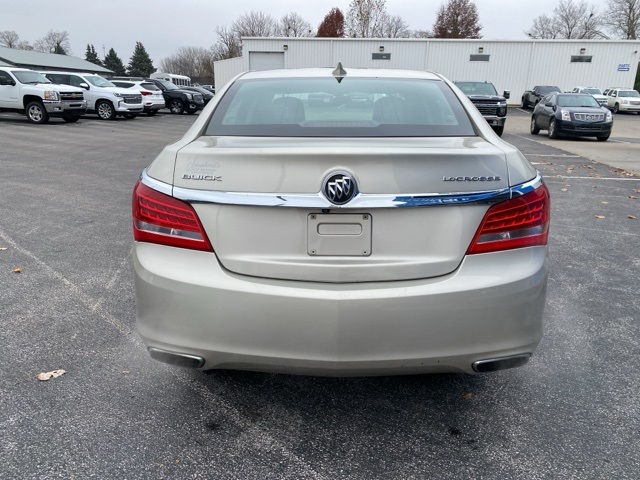 2015 Buick LaCrosse Base photo 4