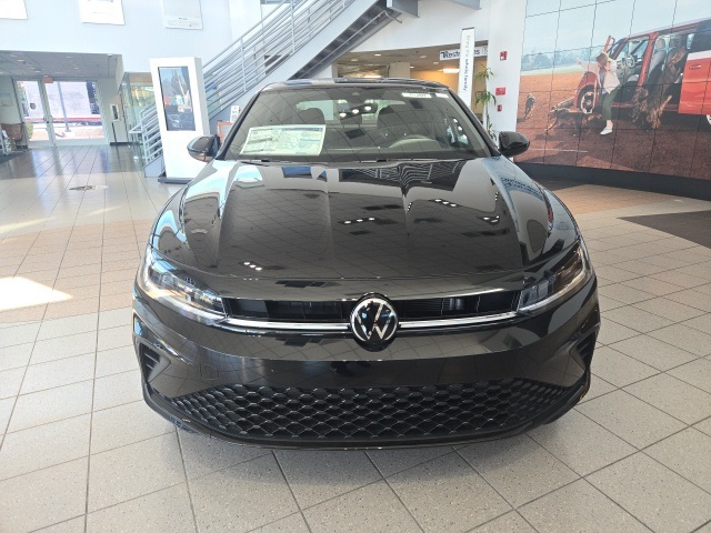 2025 Volkswagen Jetta Sport photo 2