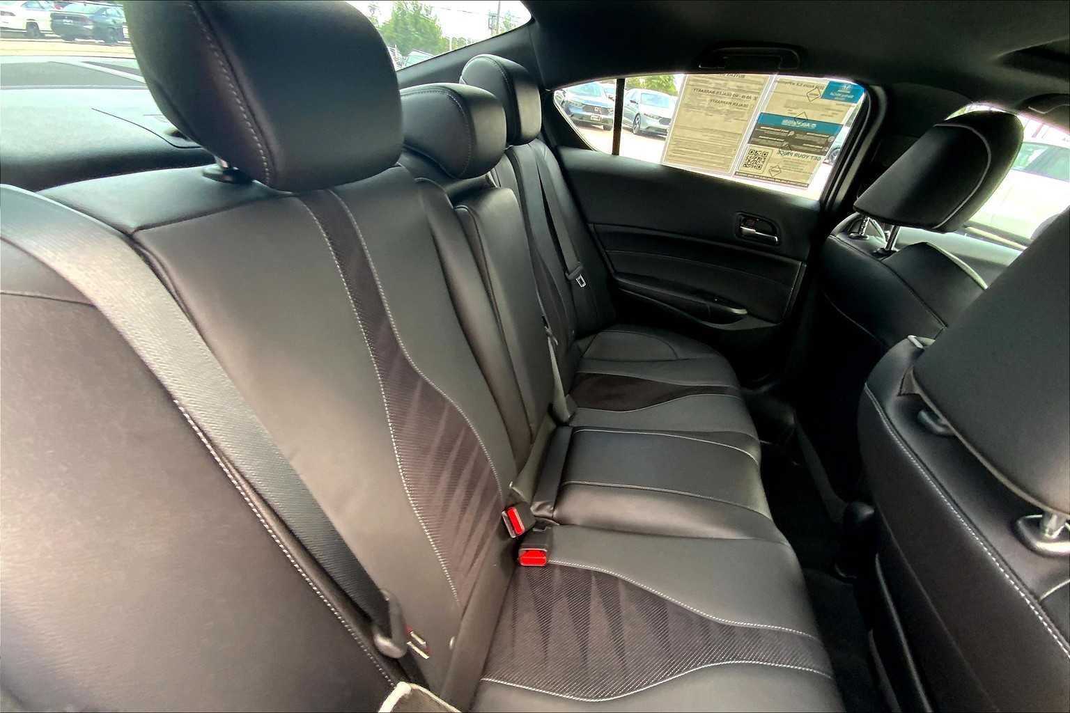 2019 Acura ILX Technology A-Spec photo 17