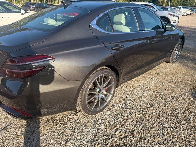 2025 Genesis G70 2.5T photo 10