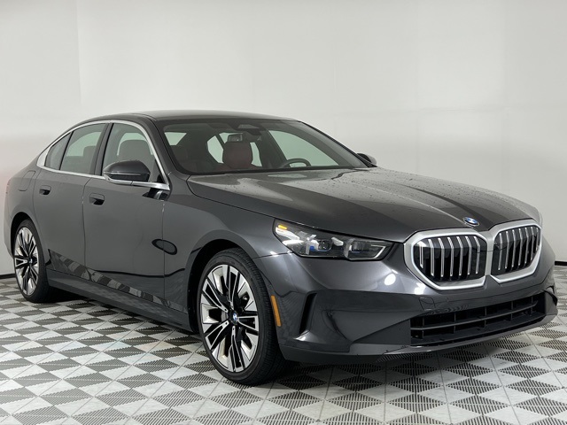 2025 BMW 5 Series 530i's photo