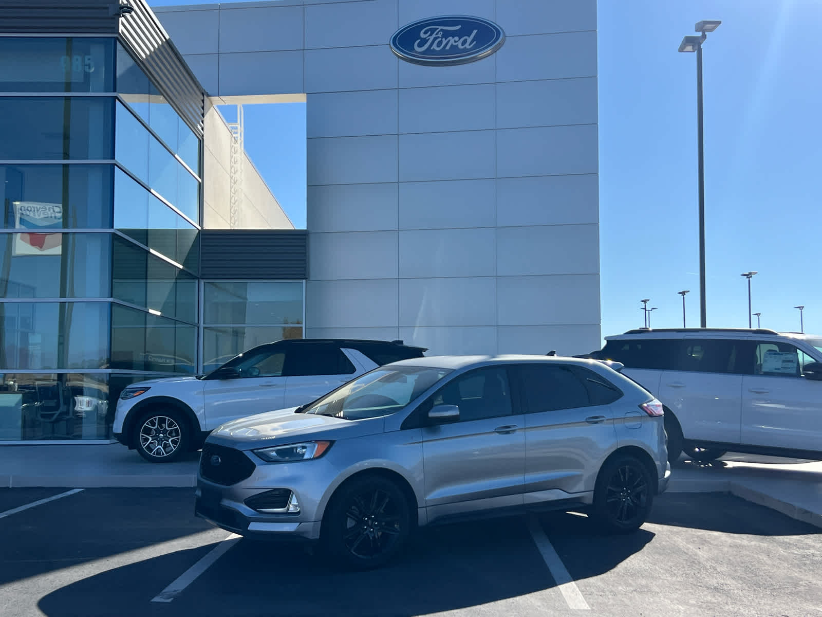 2024 Ford Edge ST-Line's photo
