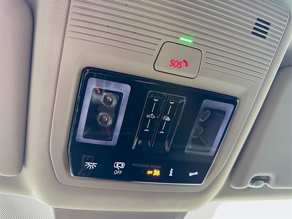 2024 Volkswagen Atlas Peak Edition SEL photo 44