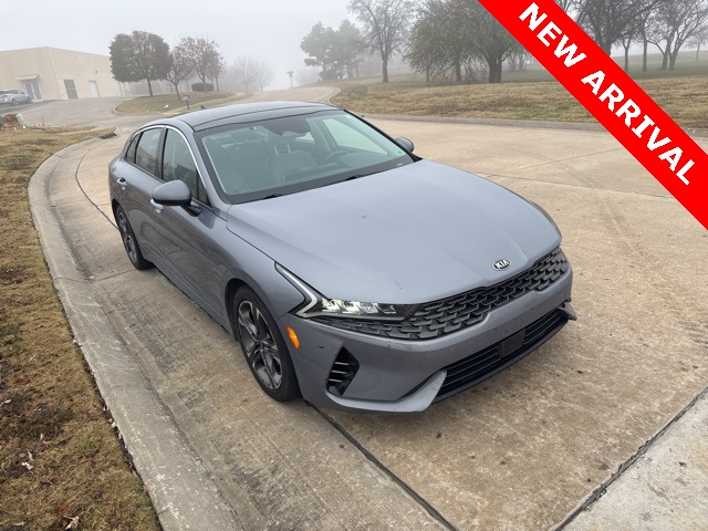 2021 Kia K5 EX's photo