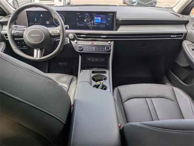 New 2025 Black Hyundai Limited image 5
