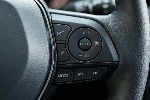2025 Toyota RAV4 XLE Premium photo 29