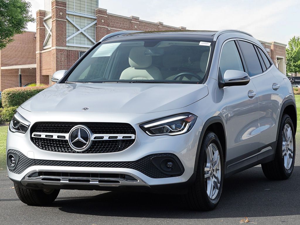 2021 Mercedes Benz GLA 250 photo 3