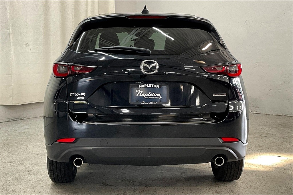 2022 Mazda CX-5 2.5 Select photo 3