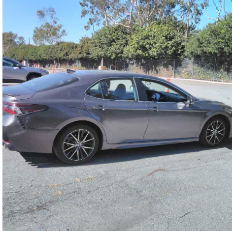 2023 Toyota Camry SE photo 2