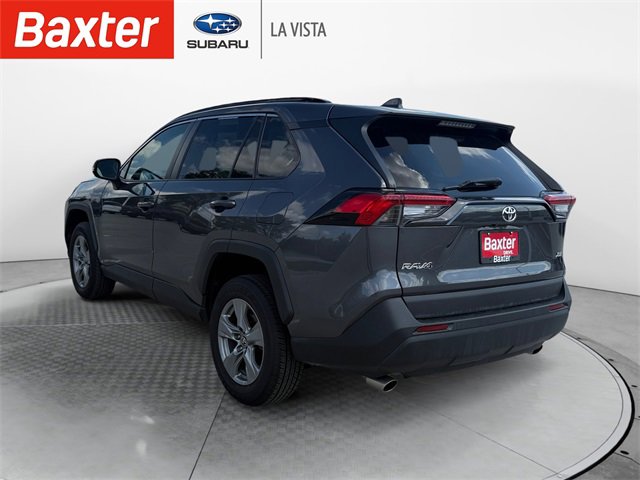 2022 Toyota RAV4 XLE photo 5