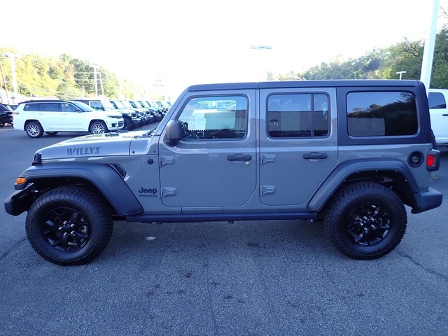 2021 Jeep Wrangler Unlimited Willys photo 2