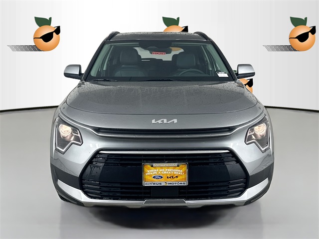 2025 Kia Niro EX photo 2