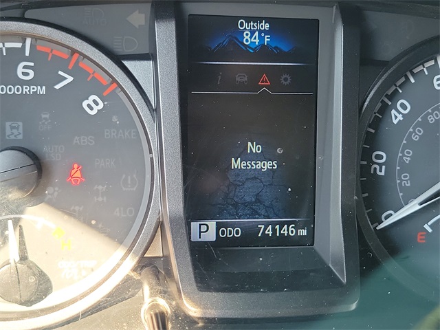 2022 Toyota Tacoma V6 photo 23