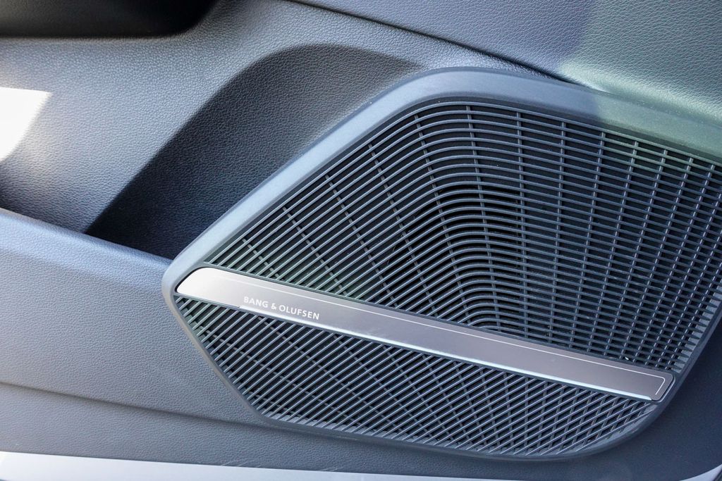2025 Audi Q5 45 S line Premium Plus photo 14