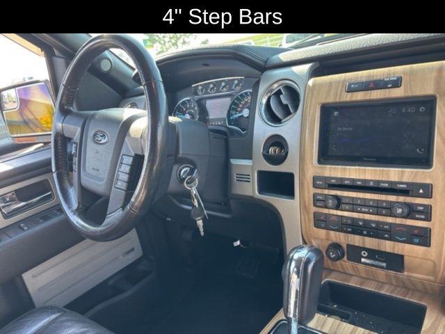 2011 Ford F-150 Lariat photo 4