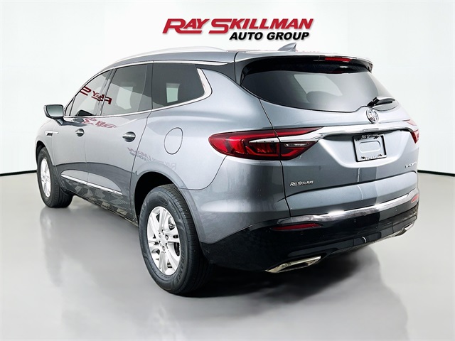 2019 Buick Enclave Essence photo 2